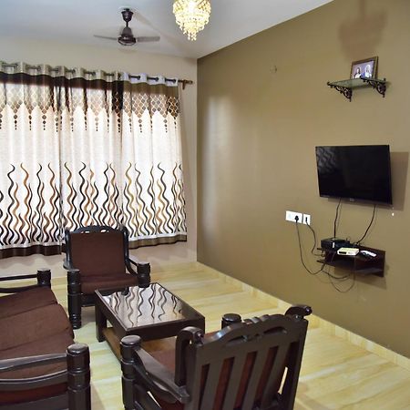 Fieldstone Lovely 2 Bhk Ac Apartment Talaulim Quarto foto